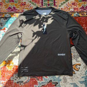 BANDIT RUNNING LONG SLEEVE OLIVE GREEN MICROMESH SHIRT SIZE M